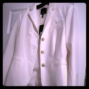 Ecru colored Blazer Size 4
